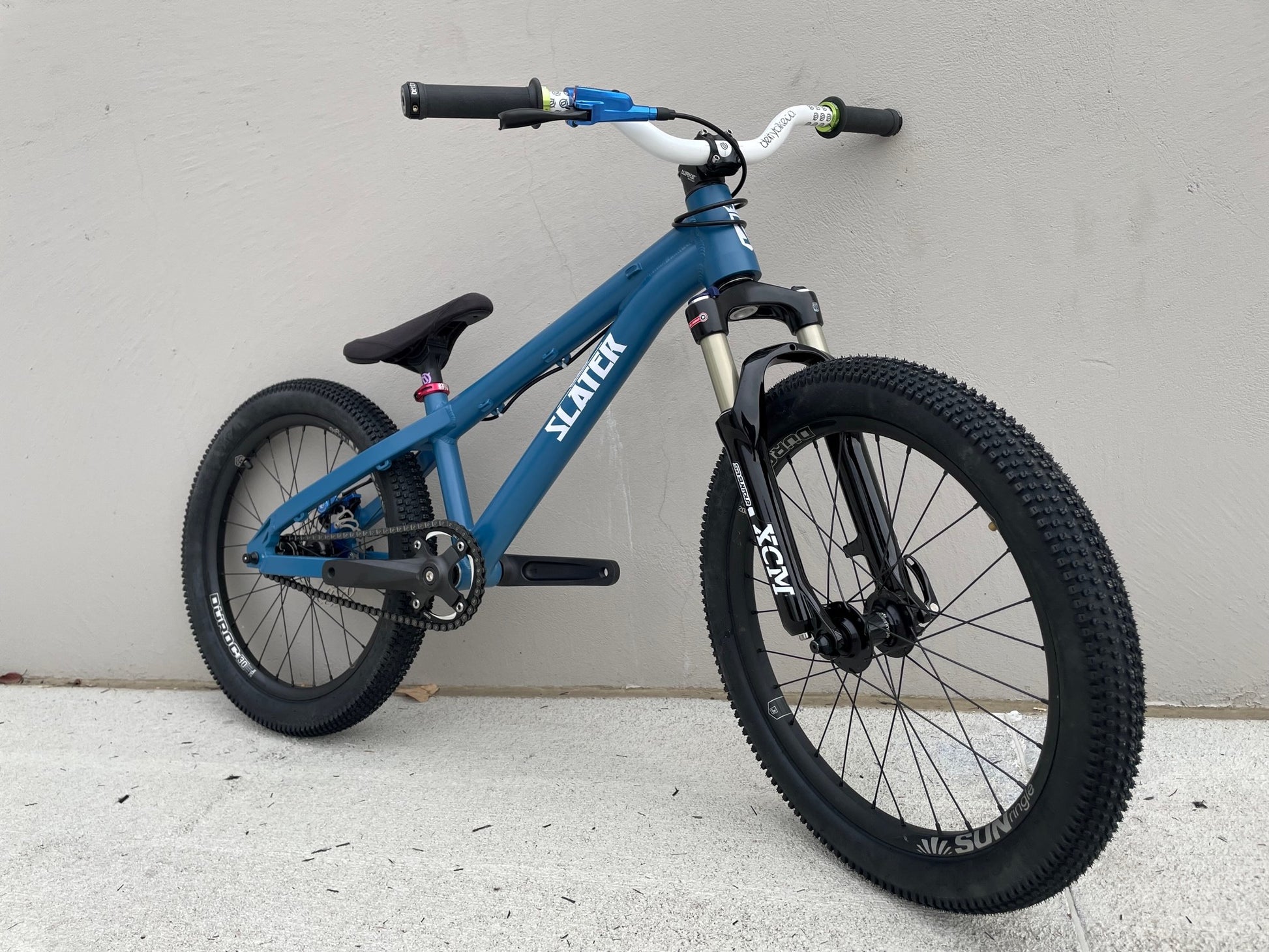 dirt jumper with gears Liberation 20" Dirt Jumper – Slater Manufacturing